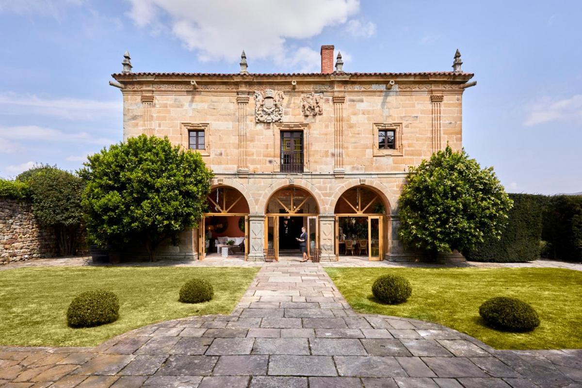 Helguera Palacio Boutique & Antique Vargas Exterior foto